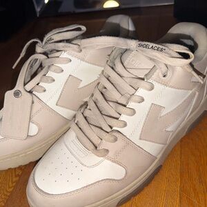 Off-White Men's Low-Top Sneakers in Beige and White